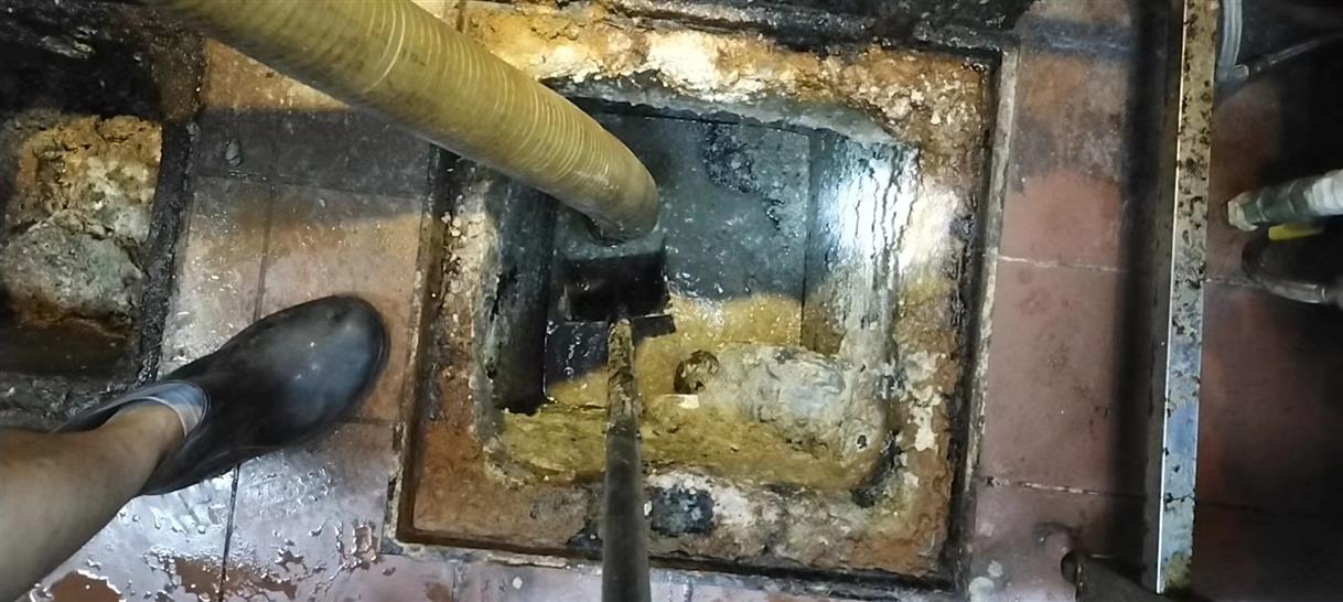阳明污水池清理一般都有毒气，怎么预防中毒呢？